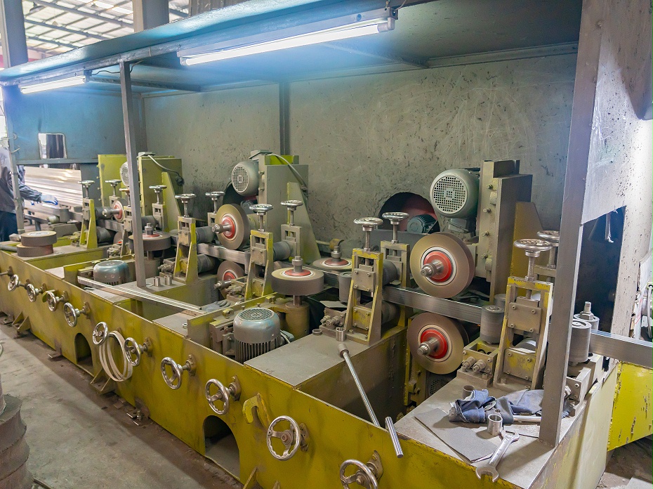 樱桃视频製（zhì）管生產（chǎn）線