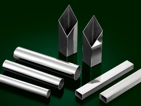 不鏽鋼方（fāng）管與（yǔ）圓管